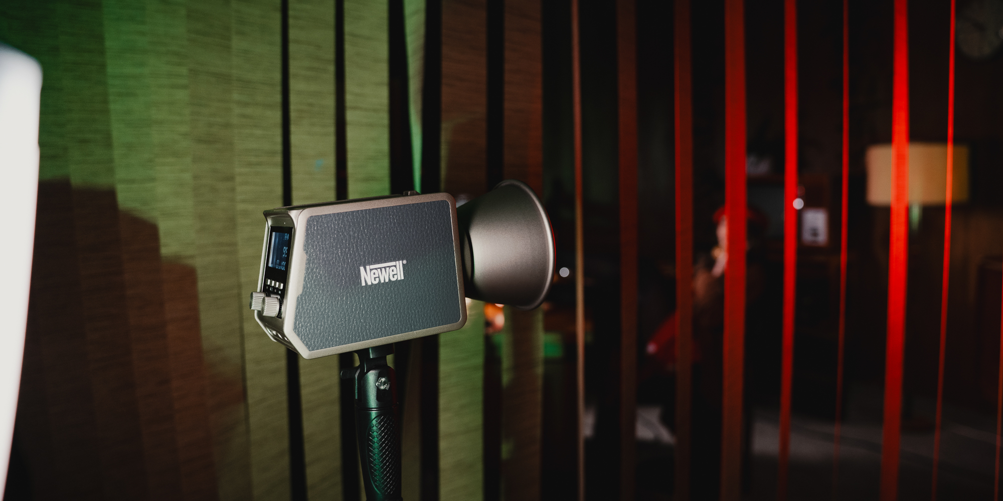 Lampa LED Newell Zora 90 RGB